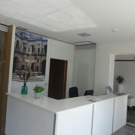 Bonjardim Hotel 2*