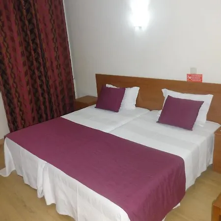 Hotel Bonjardim 2*